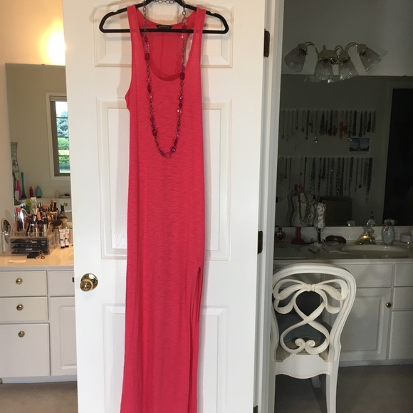 Express Dresses & Skirts - ⬇️ $28 Express maxi dress size medium